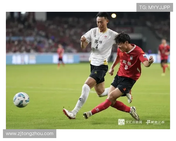 8月10日精彩足球比赛直播全程回顾与精彩瞬间分享